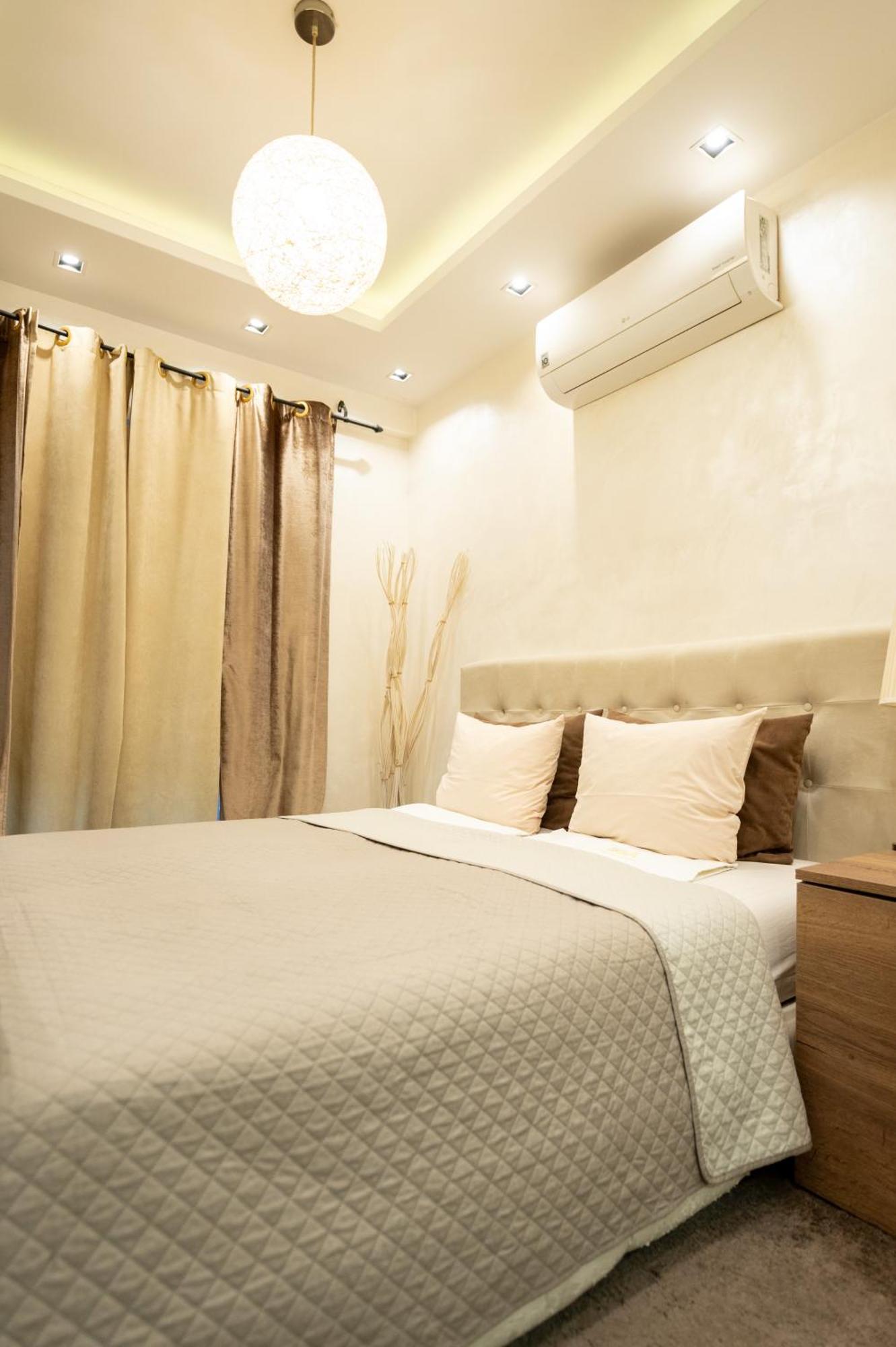 Central Business Apartments Jacuzzi Beograd Bagian luar foto