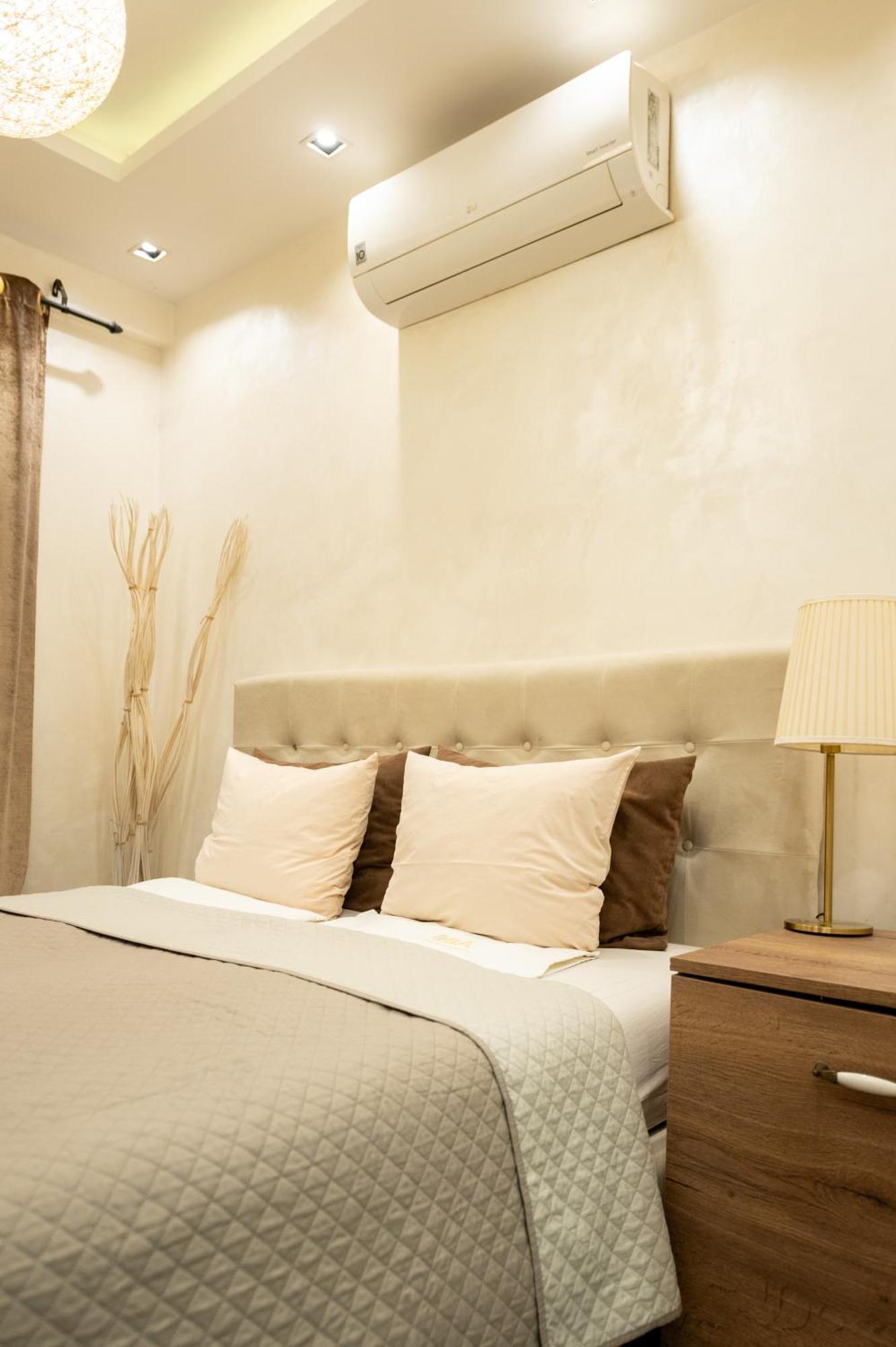 Central Business Apartments Jacuzzi Beograd Bagian luar foto