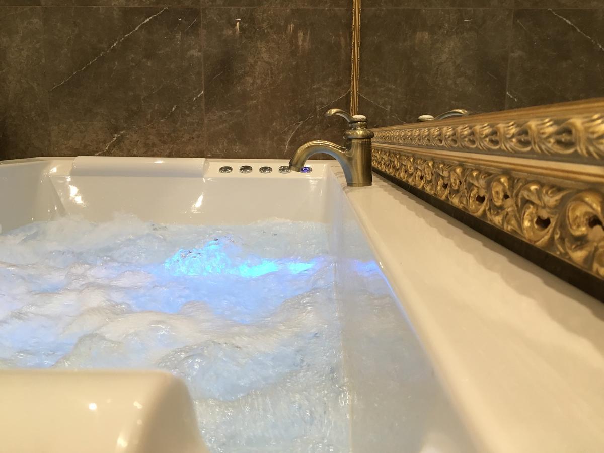 Central Business Apartments Jacuzzi Beograd Bagian luar foto