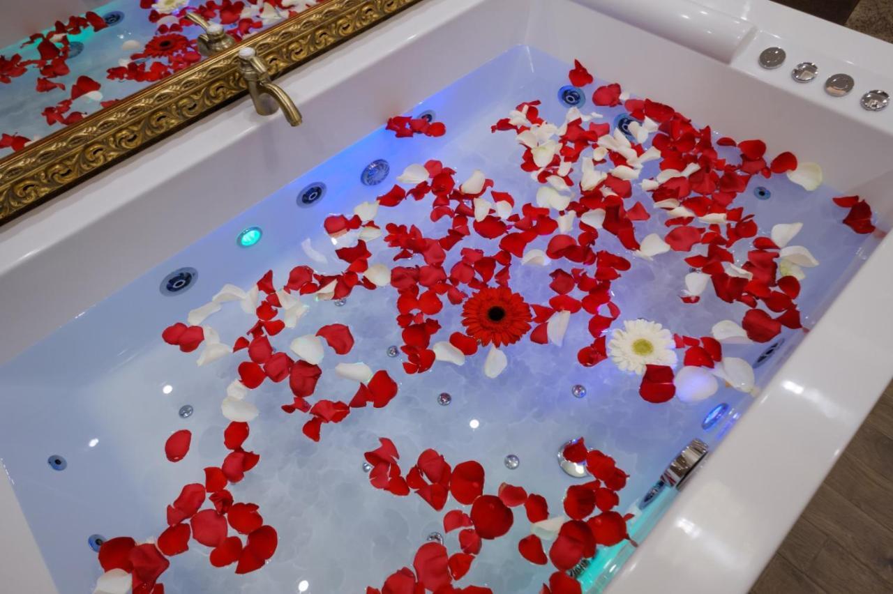 Central Business Apartments Jacuzzi Beograd Bagian luar foto